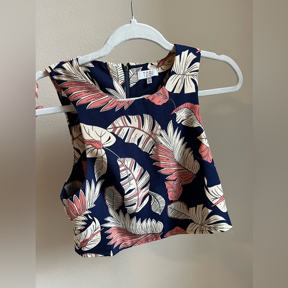 Tobi Palm Crop Short Set XS - Picture 7 of 7